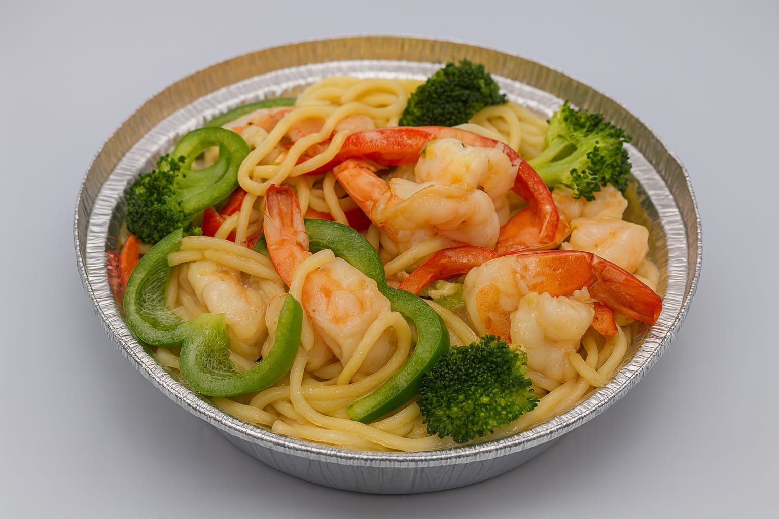 Alfredo Pasta With Shrimp and Brocoli